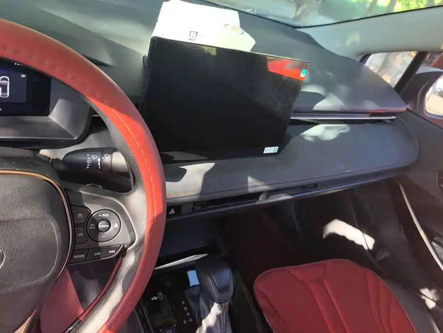 Toyota Corolla — миниатюра 13
