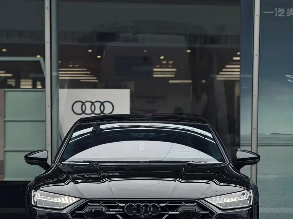 AUDI A7L