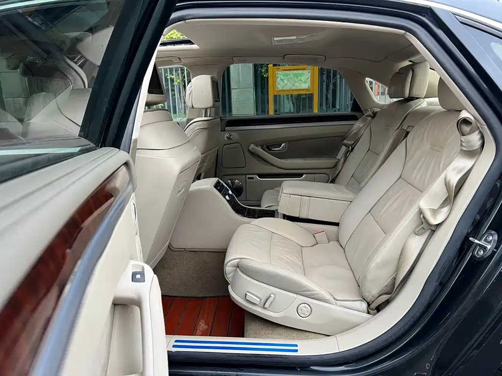Audi A8 — фотографии объявления, Фото 13