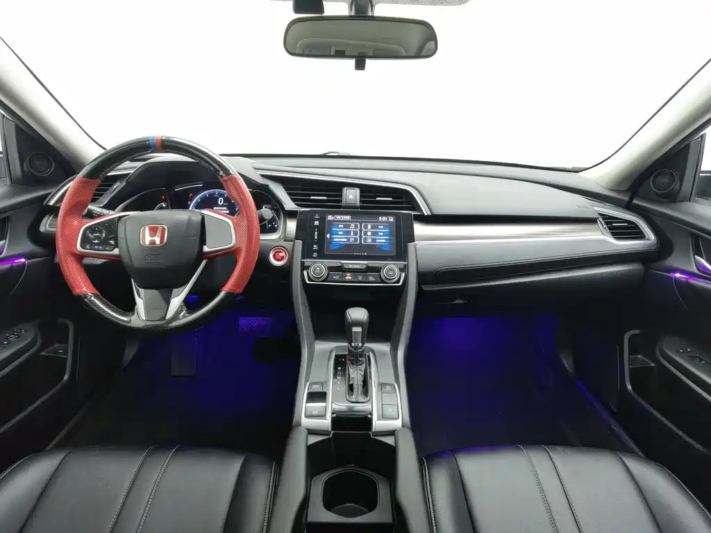 Honda Civic — миниатюра 5