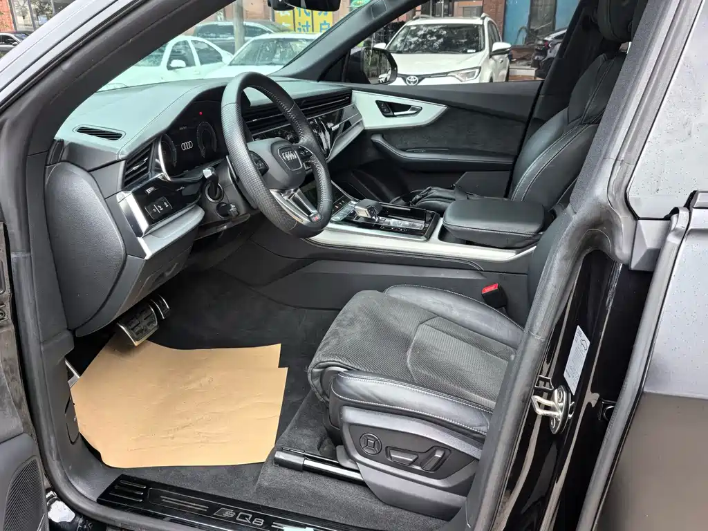 Audi Q8 — миниатюра 3