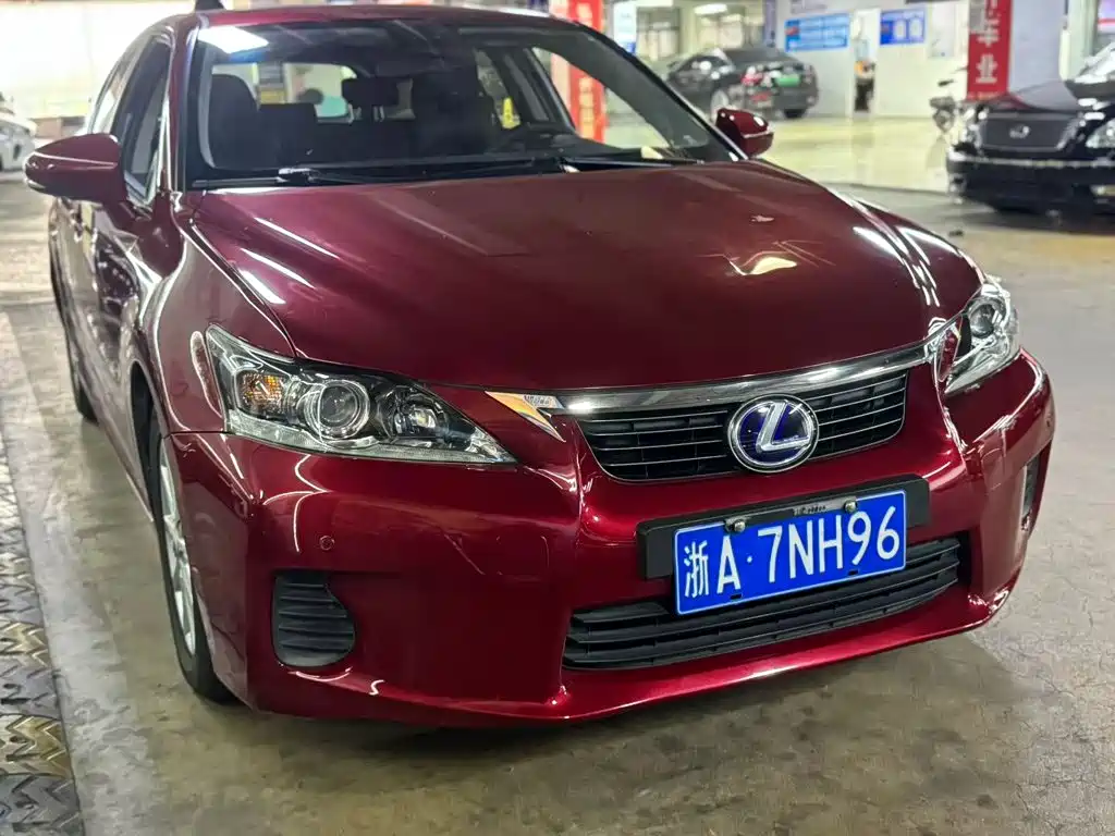 Lexus CT — миниатюра 3