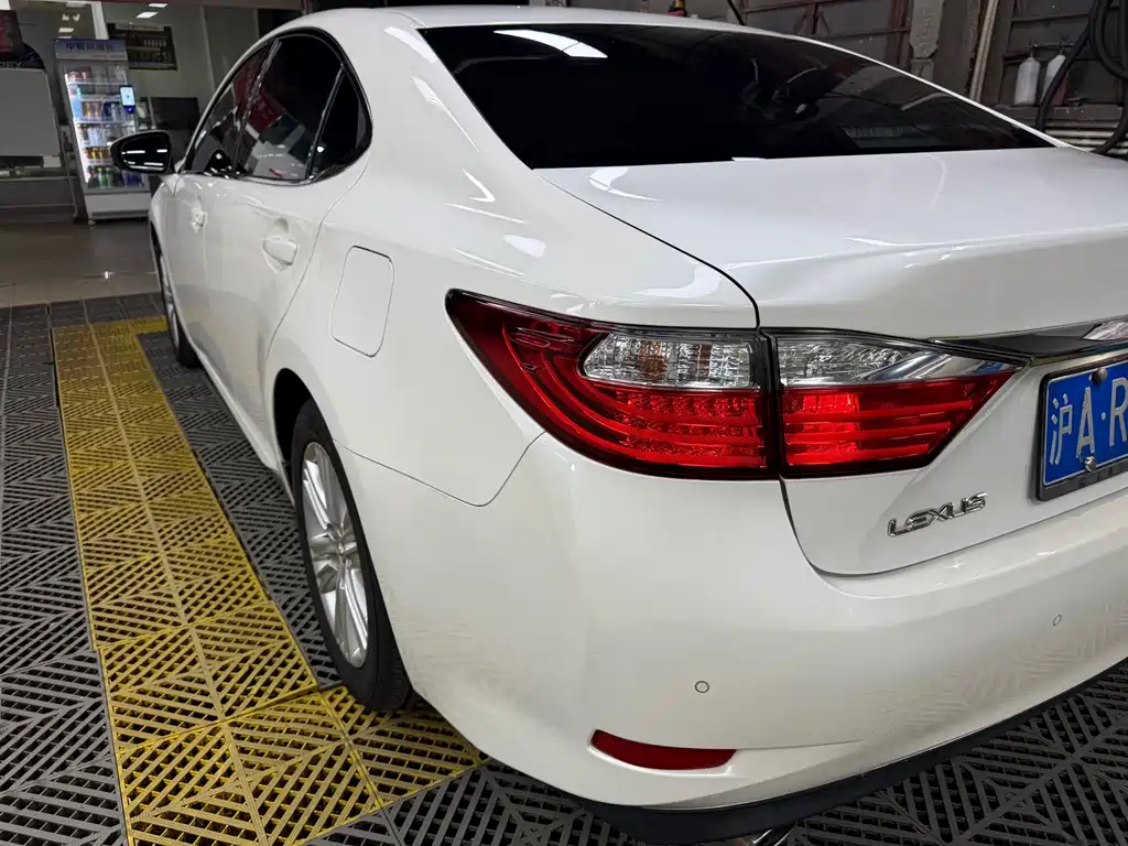 Lexus ES — миниатюра 50