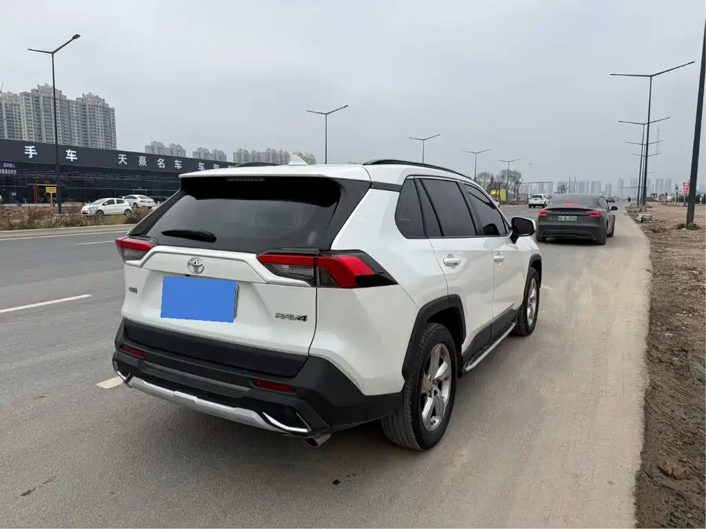 TOYOTA RAV4 RONGFANG