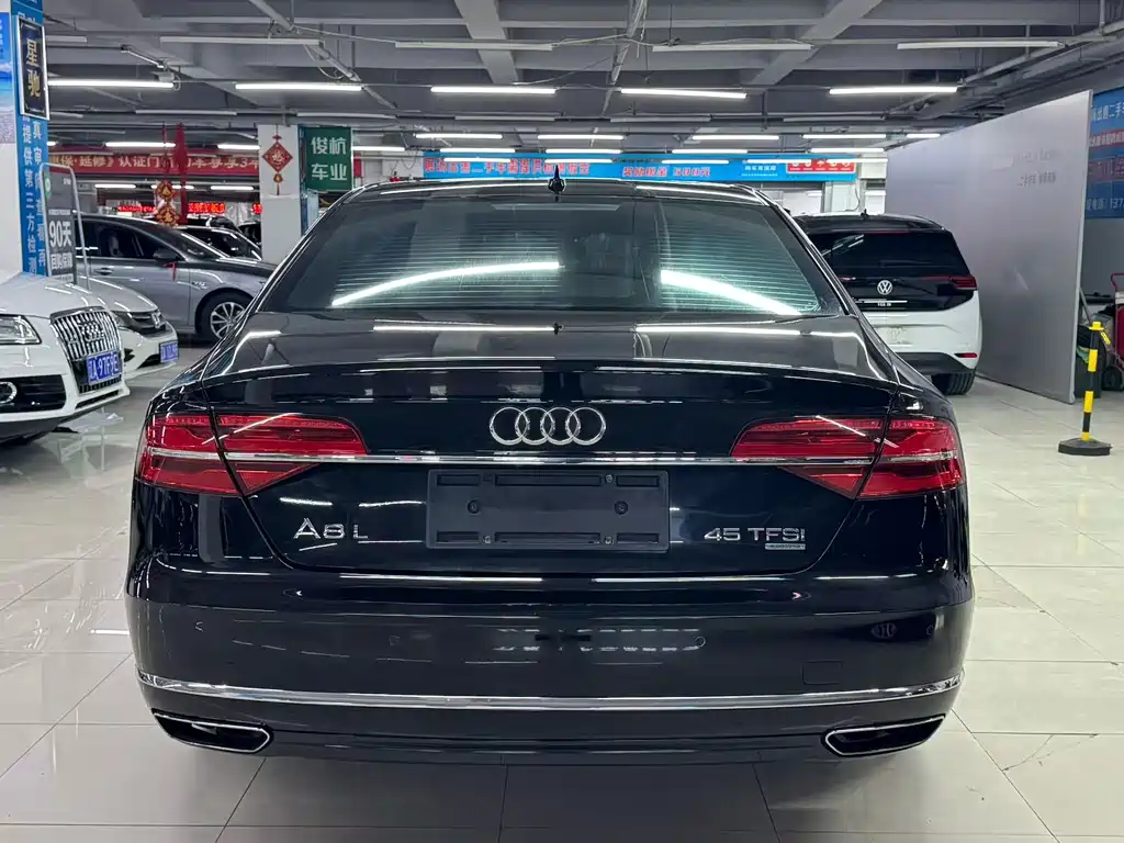 Audi A8 — миниатюра 8