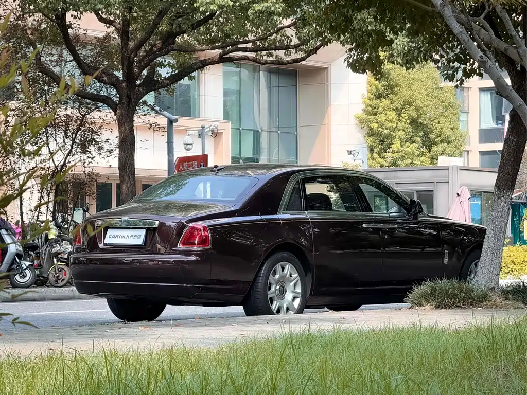 Rolls-Royce Ghost — миниатюра 21