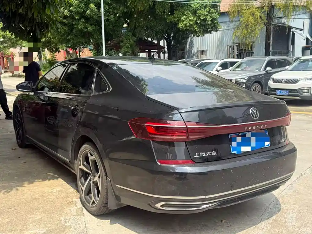 Volkswagen Passat — миниатюра 7