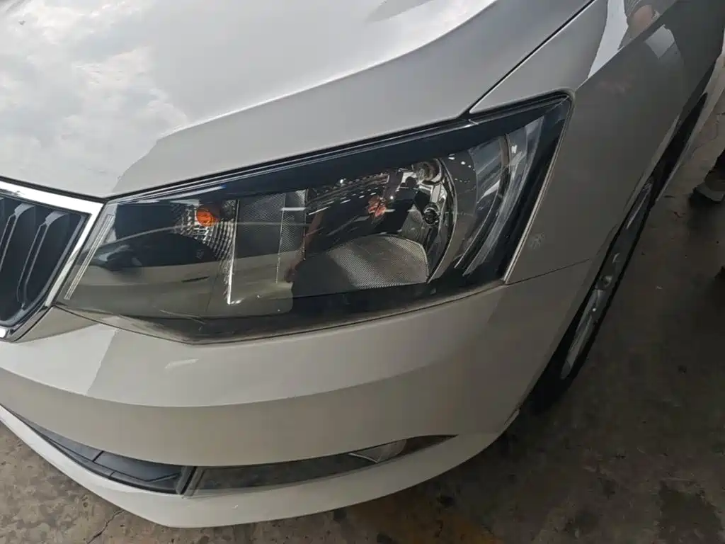 Skoda Fabia — миниатюра 24