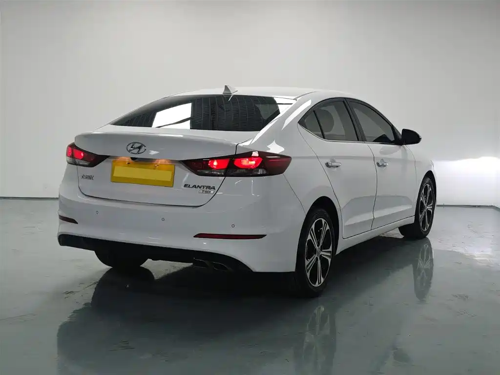 HYUNDAI LEAD