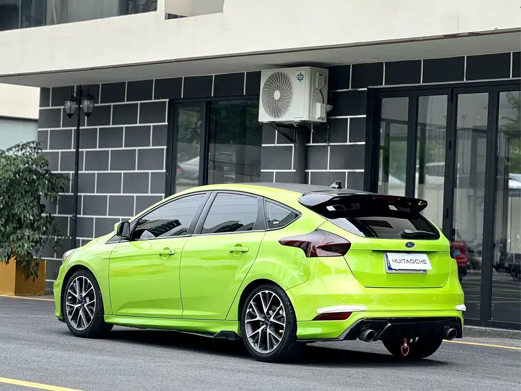 Ford Focus — миниатюра 12