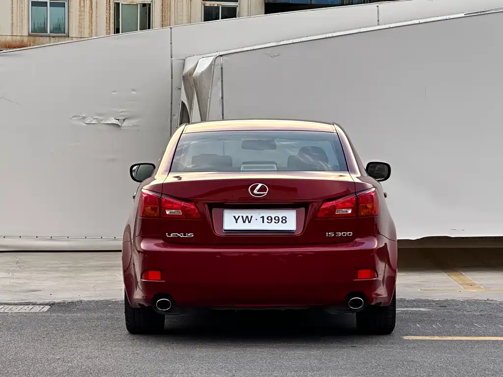 Lexus IS 2007 300