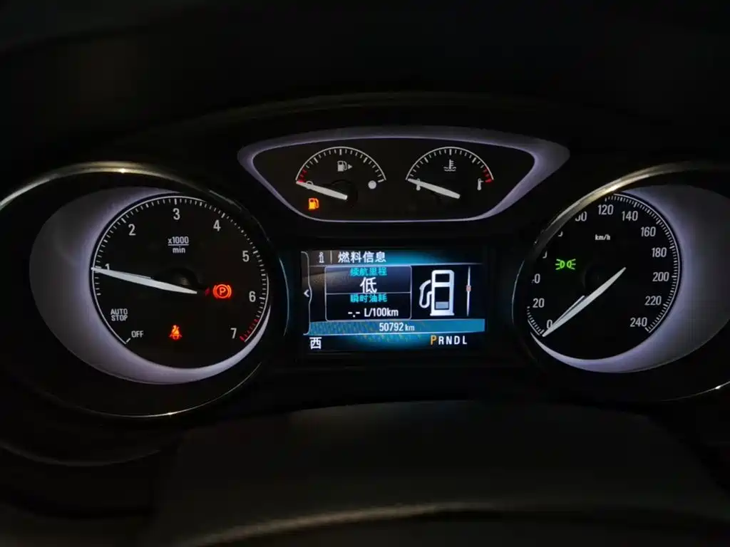 Buick Envision Plus — миниатюра 12