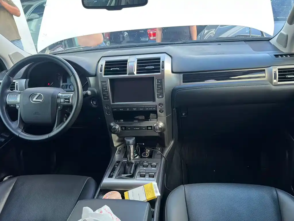 Lexus GX — миниатюра 5