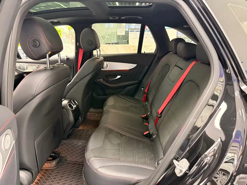 Mercedes-Benz GLC AMG — миниатюра 13