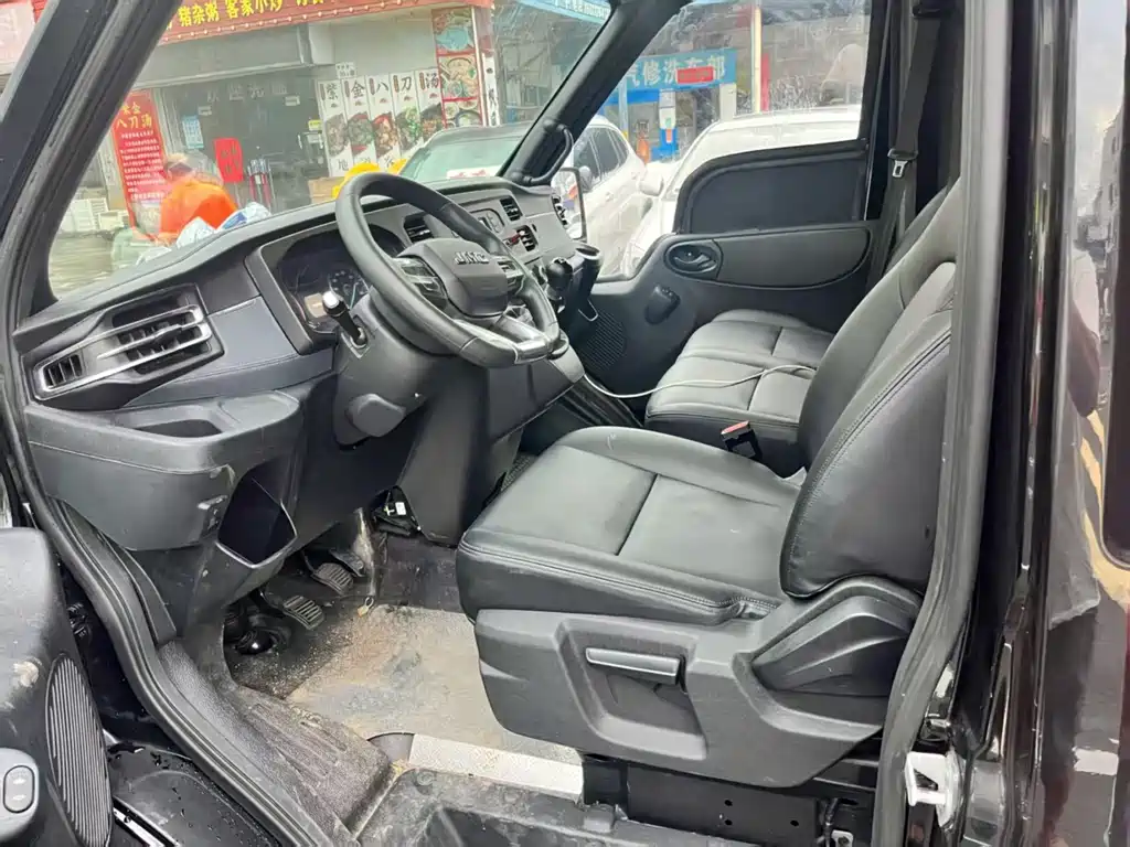 JMC JMC Fushun — миниатюра 4