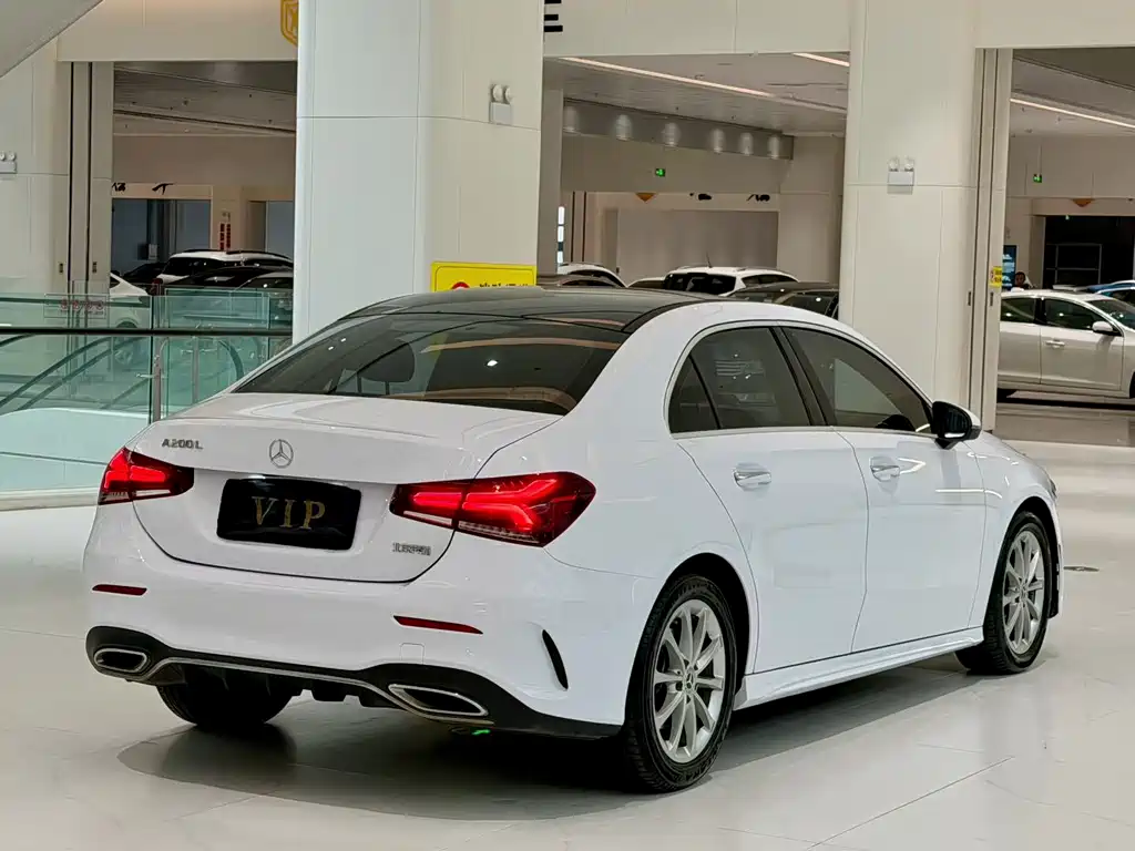 MERCEDES-BENZ A CLASS