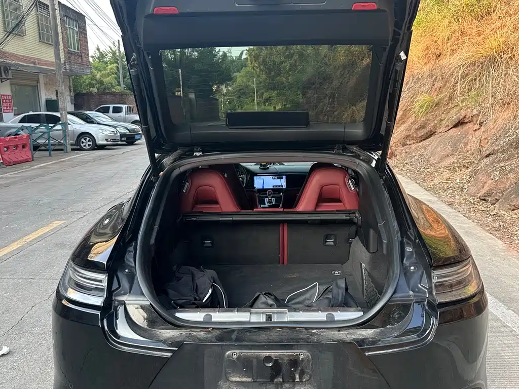 Porsche Panamera — миниатюра 13