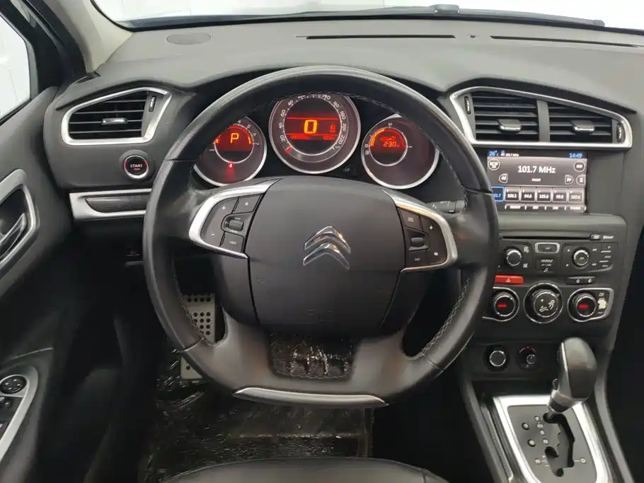 Citroen C4L — миниатюра 15