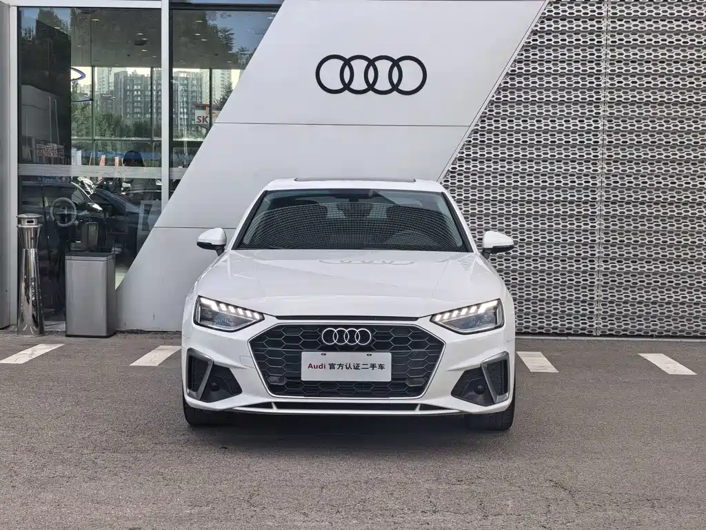 Audi A4L — миниатюра 2