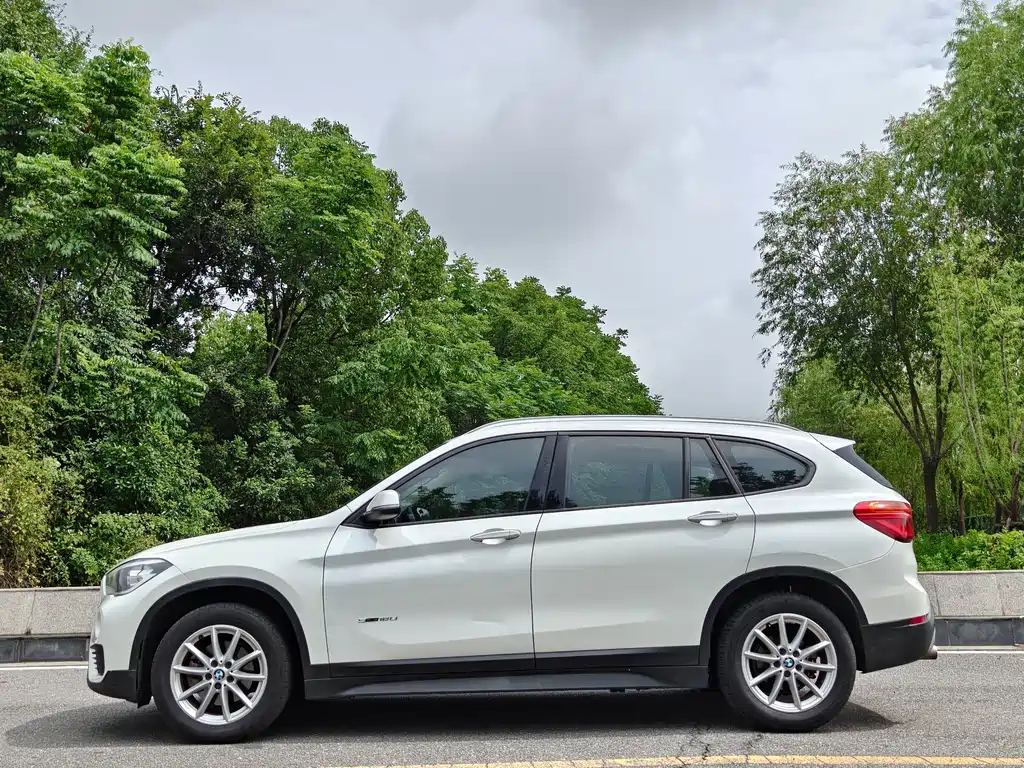 BMW X1 — миниатюра 5