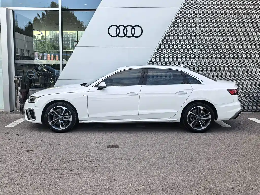 Audi A4L — миниатюра 10