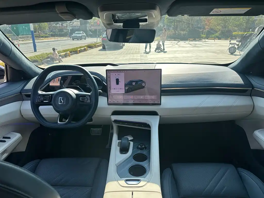 ZEEKR EXTREME KRYPTON 001