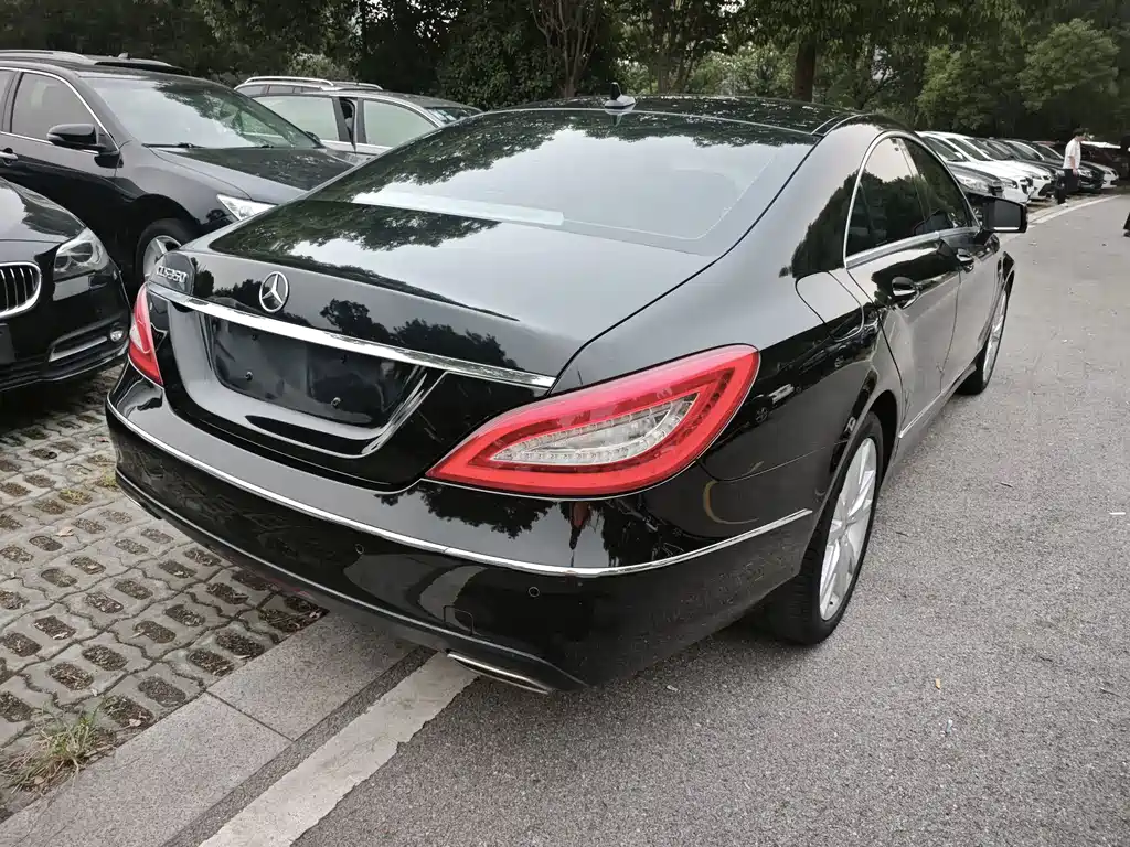 Mercedes-Benz CLS — миниатюра 4
