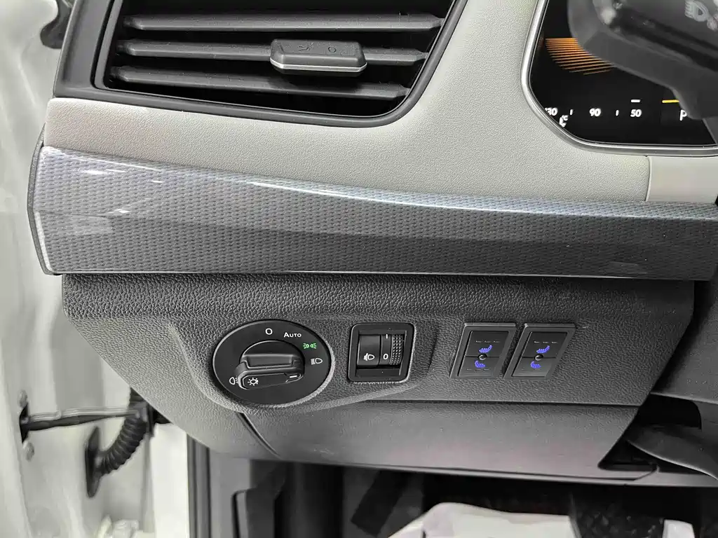 Volkswagen Bora 2023 1.5L AT