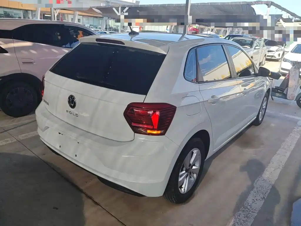Volkswagen Polo — миниатюра 7