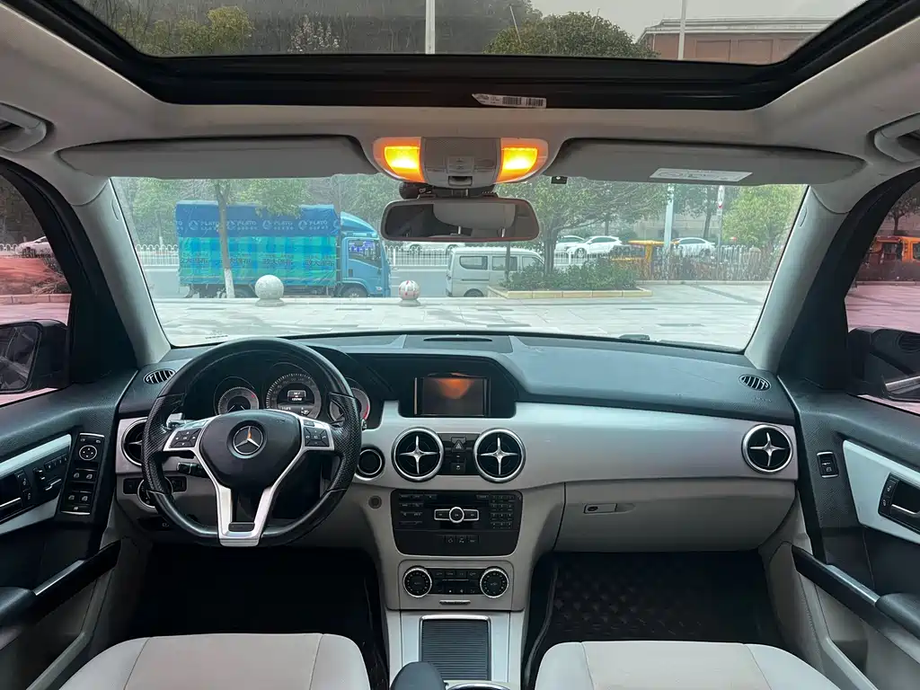 Mercedes-Benz GLK-Class — миниатюра 9