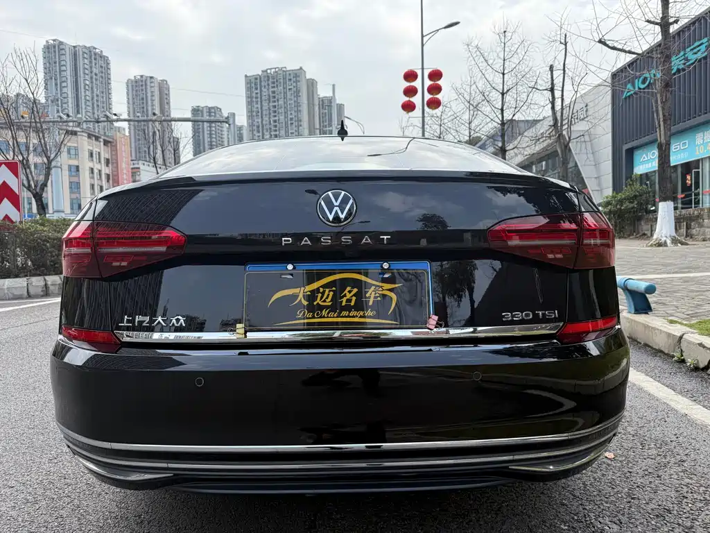 Volkswagen Passat 2020 330TSI Luxury VI