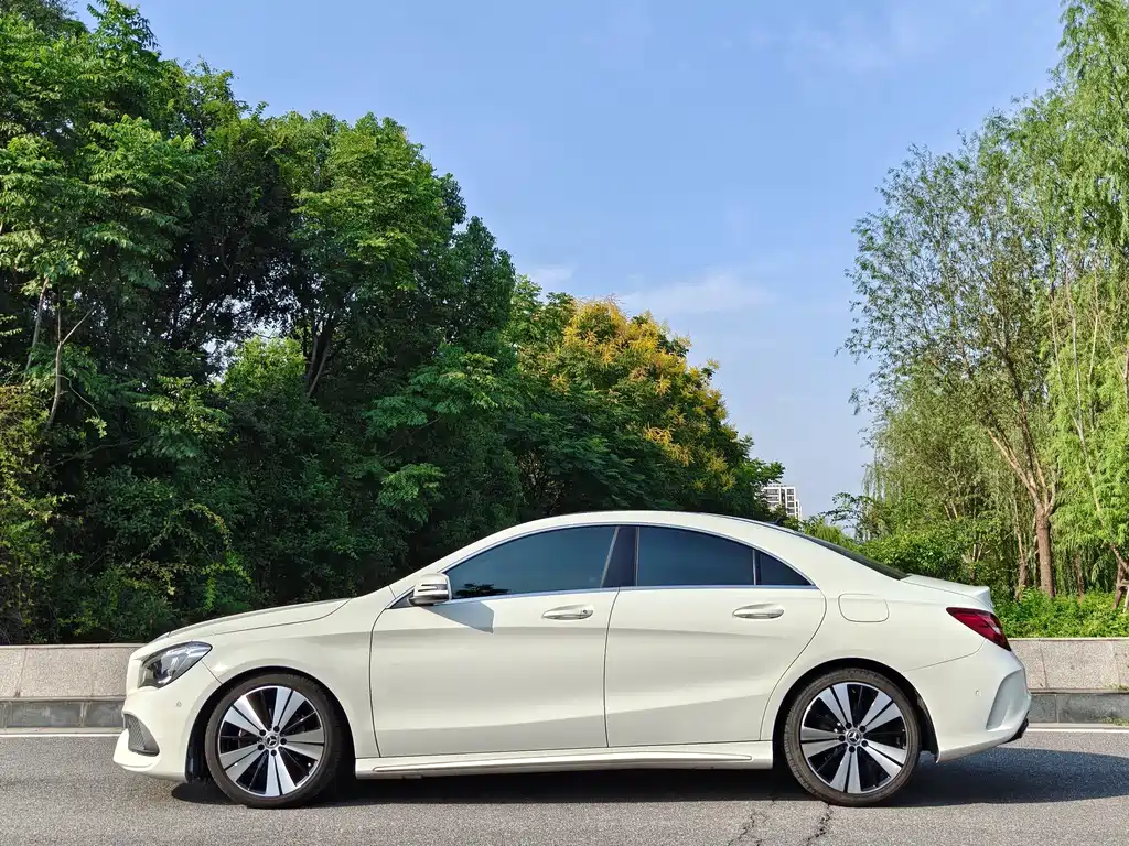 Mercedes-Benz CLA (Import) — миниатюра 3