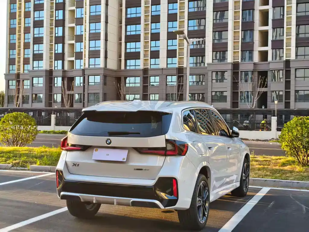 BMW X1 — миниатюра 7