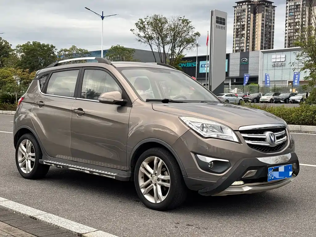 Changan CS35 — миниатюра 3