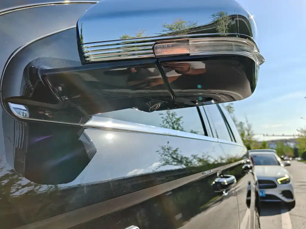 Lincoln Navigator — миниатюра 9