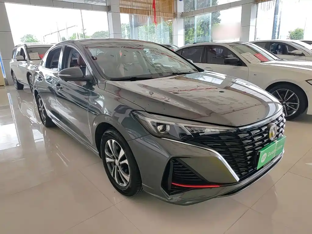 Changan Eado — миниатюра 4