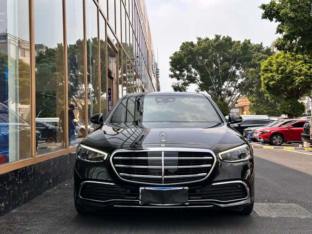 Mercedes-Benz S-Class — миниатюра 2