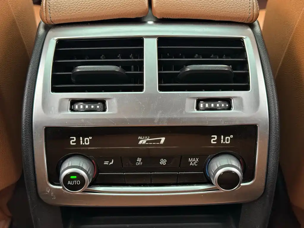 BMW 6 Series GT — миниатюра 13
