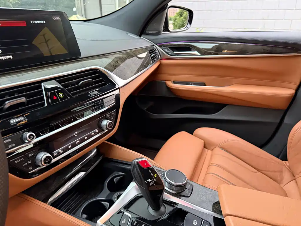 BMW 6 Series GT — миниатюра 7
