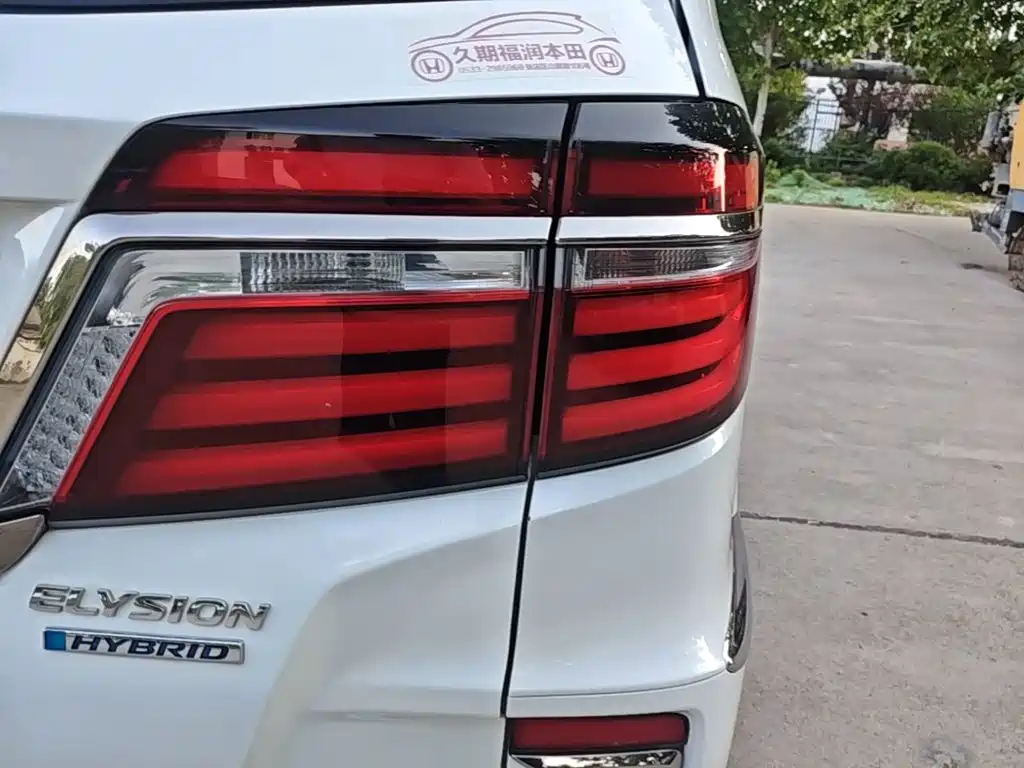 Honda Elysion — миниатюра 8