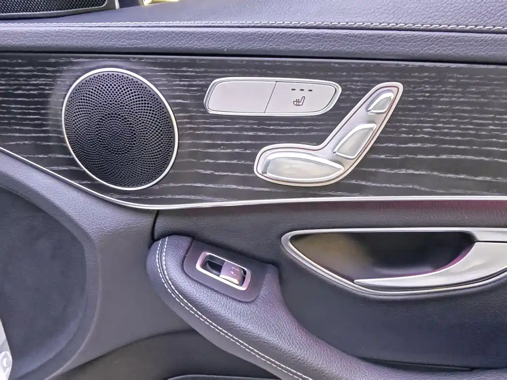 Mercedes-Benz C-Class — миниатюра 19