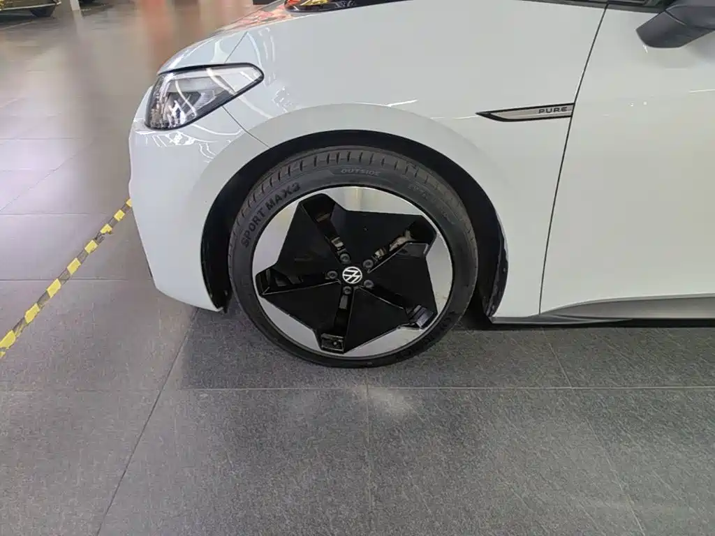 Volkswagen ID.3 — миниатюра 23