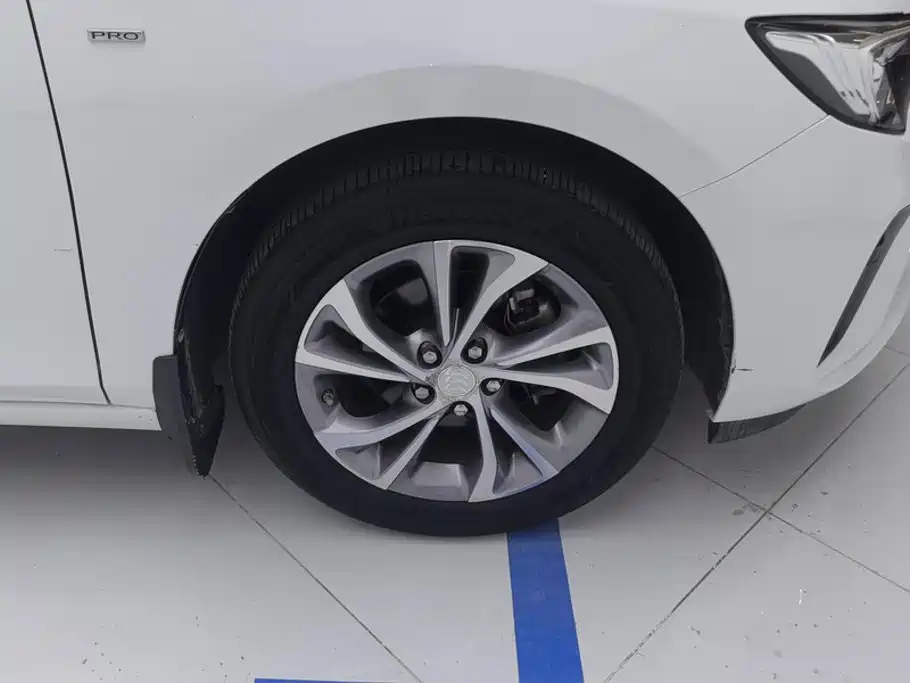 Buick Verano — миниатюра 6