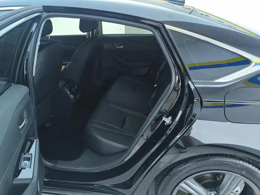 Honda Inspire — миниатюра 11