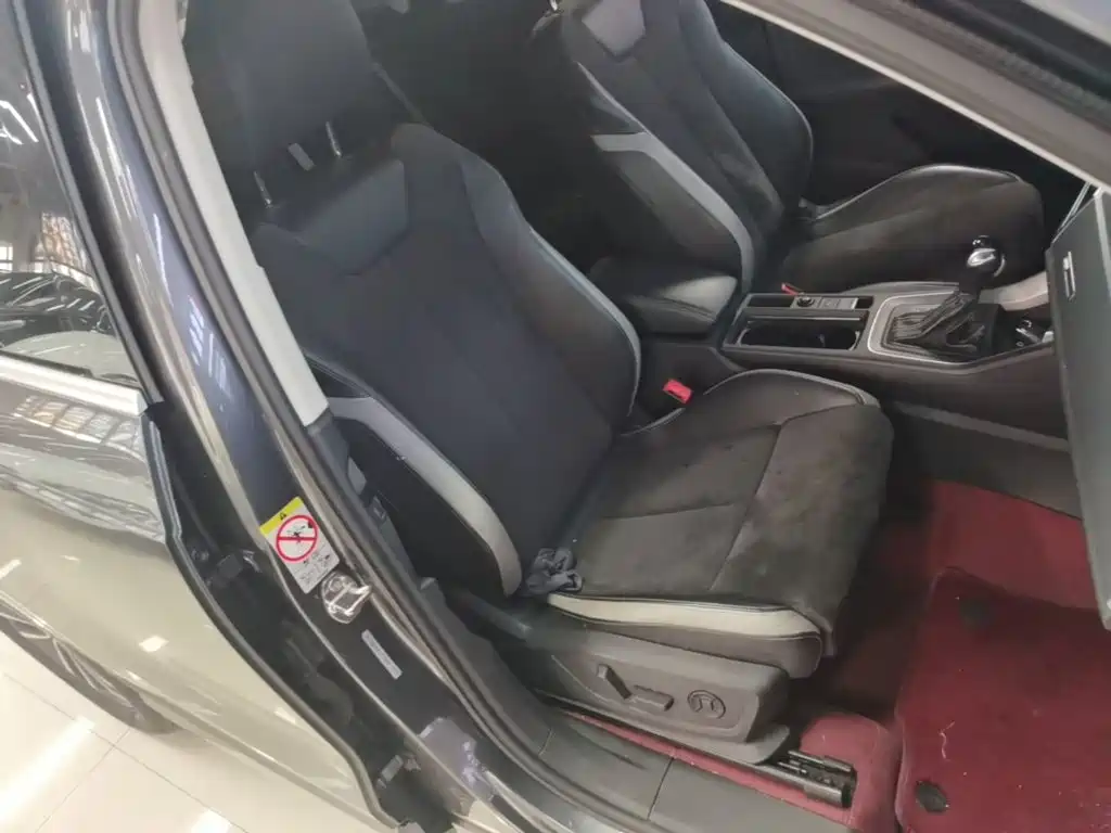 Audi Q3 — миниатюра 25
