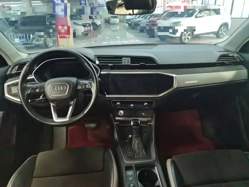 Audi Q3 — миниатюра 10