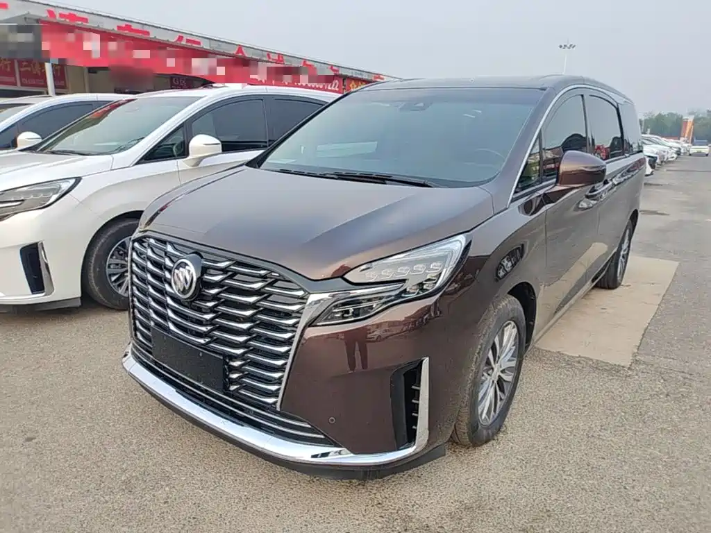 Buick GL8 — миниатюра 2