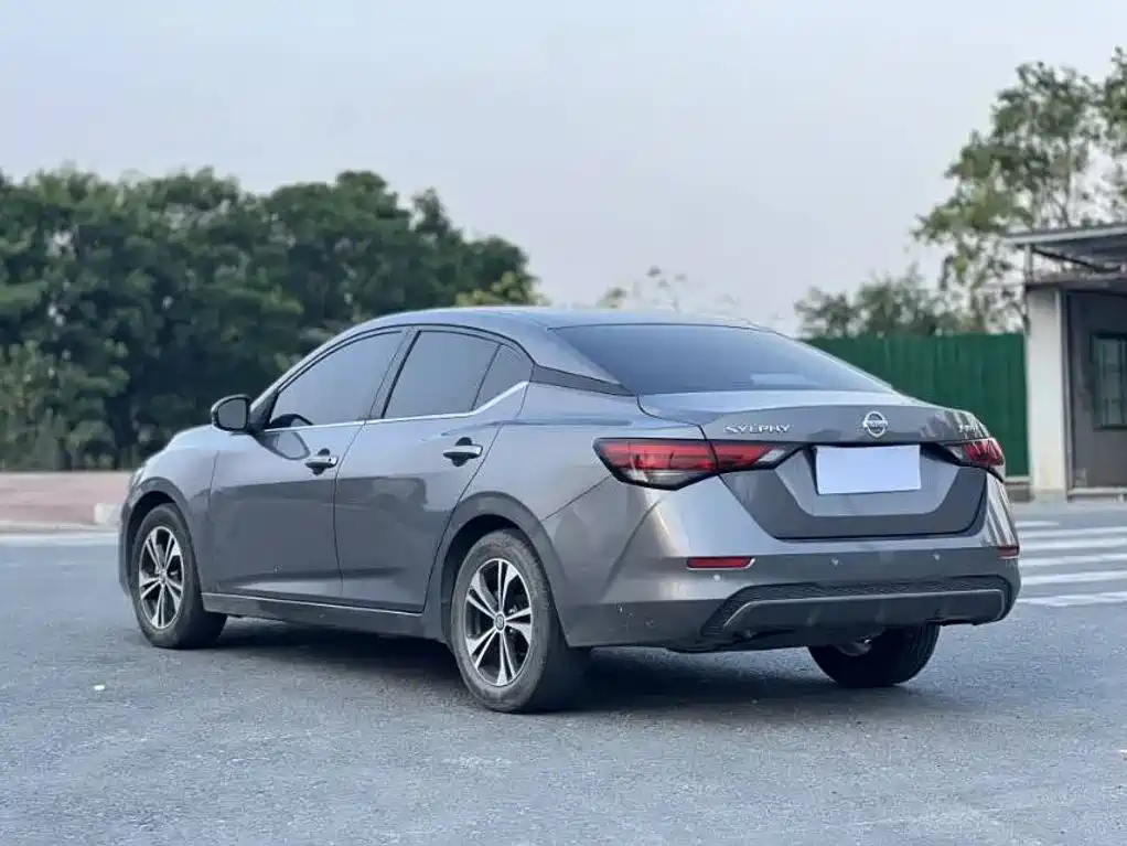 Nissan Sylphy — миниатюра 3