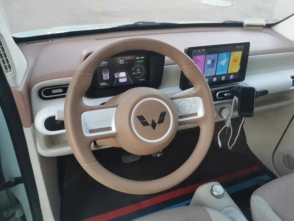 Wuling MINIEV — миниатюра 11