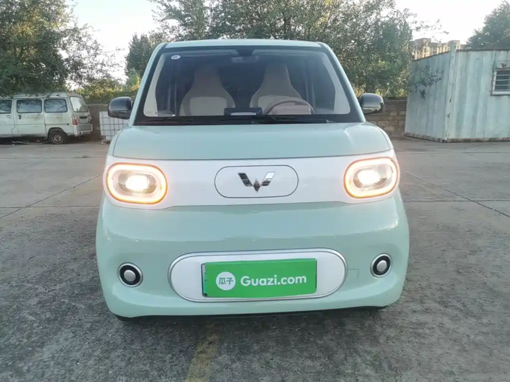 Wuling MINIEV — миниатюра 3